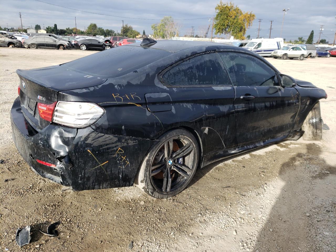 Obraz 3 z 2015 BMW M4  2015 z VIN WBS3R9C52FK329416
