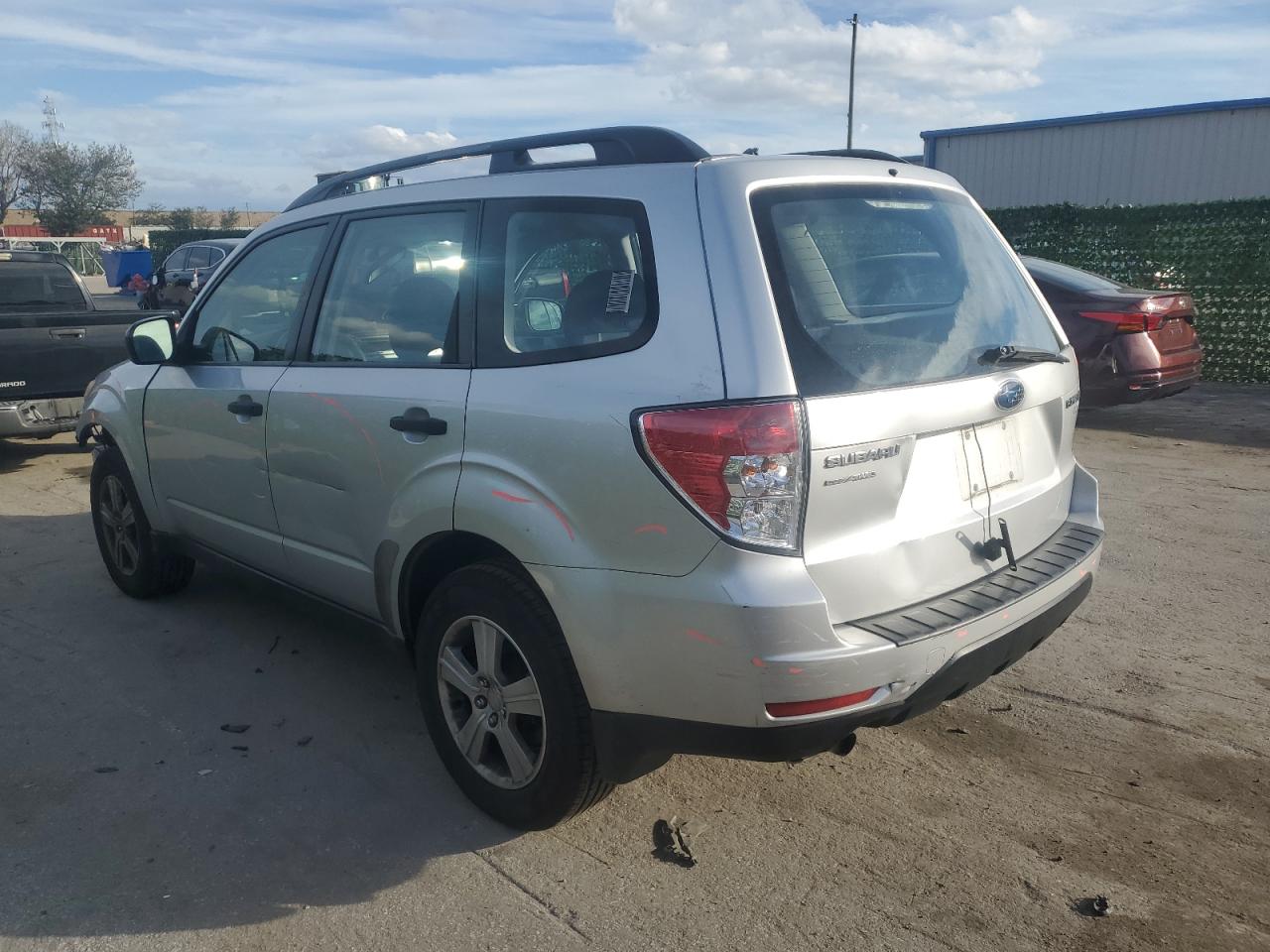 Obraz 2 z 2010 SUBARU FORESTER XS 2010 z VIN JF2SH6BC7AH796374