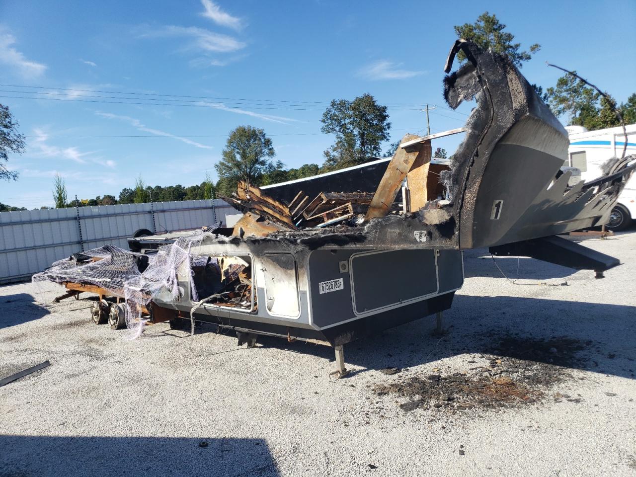 Obraz 1 z 2009 OTHER 5TH WHEEL 2009 z VIN 5XMFE382095000877