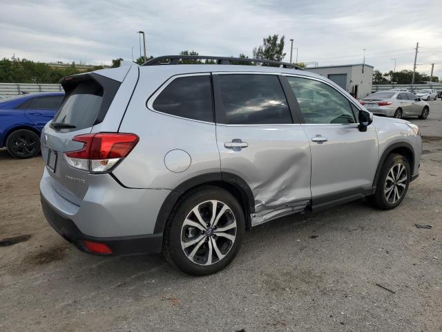 Obraz 3 z 2022 SUBARU FORESTER LIMITED 2022 z VIN JF2SKAPC4NH467456