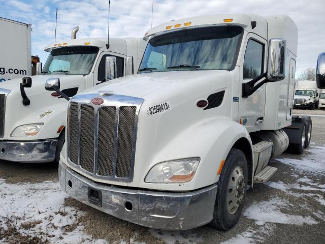 Obraz 2 z 2016 PETERBILT 579  2016 z VIN 1XPBDP9X5GD335634