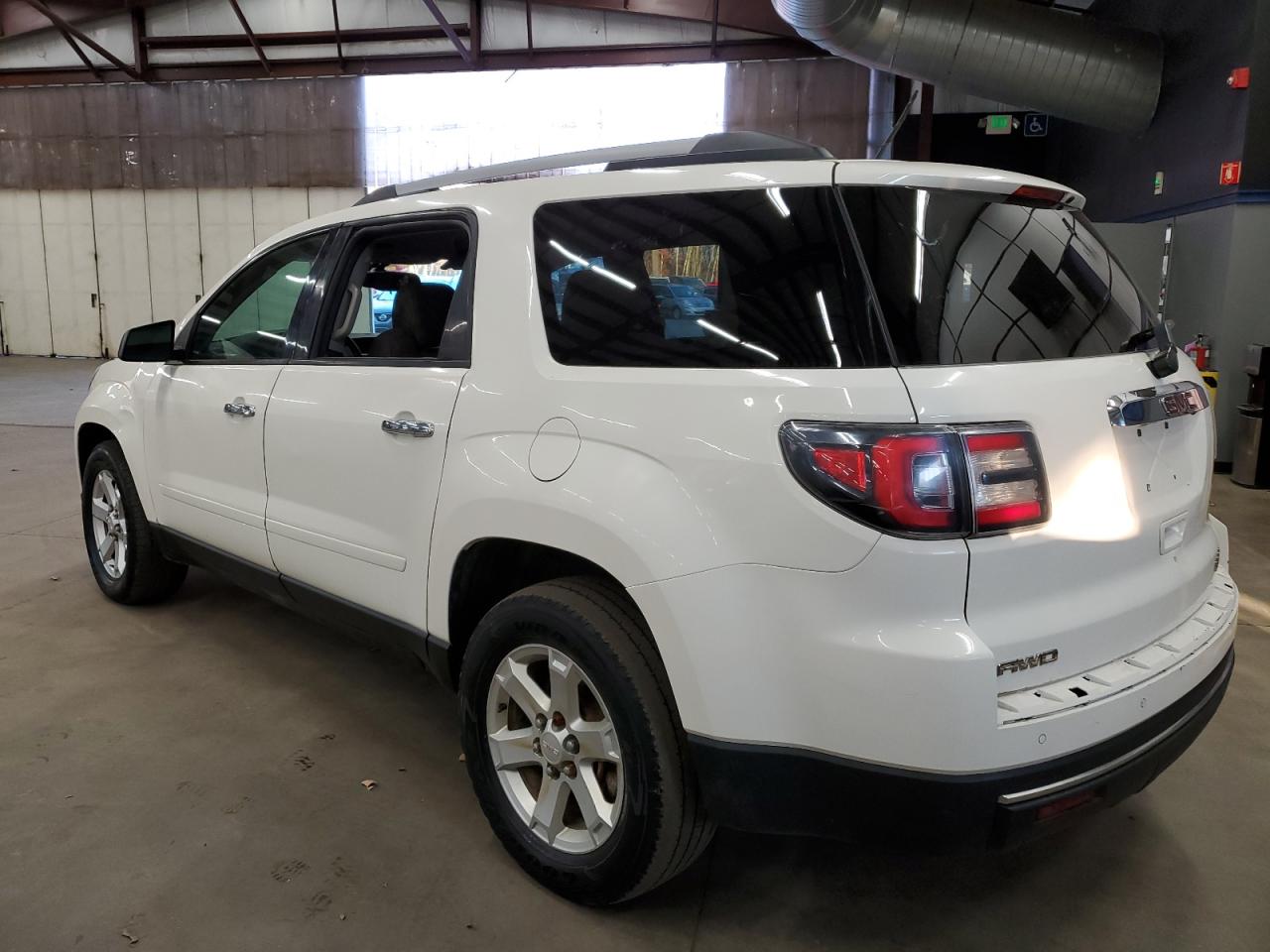 Изображение 2 2015 GMC ACADIA SLE 2015 с VIN 1GKKVNED5FJ183602