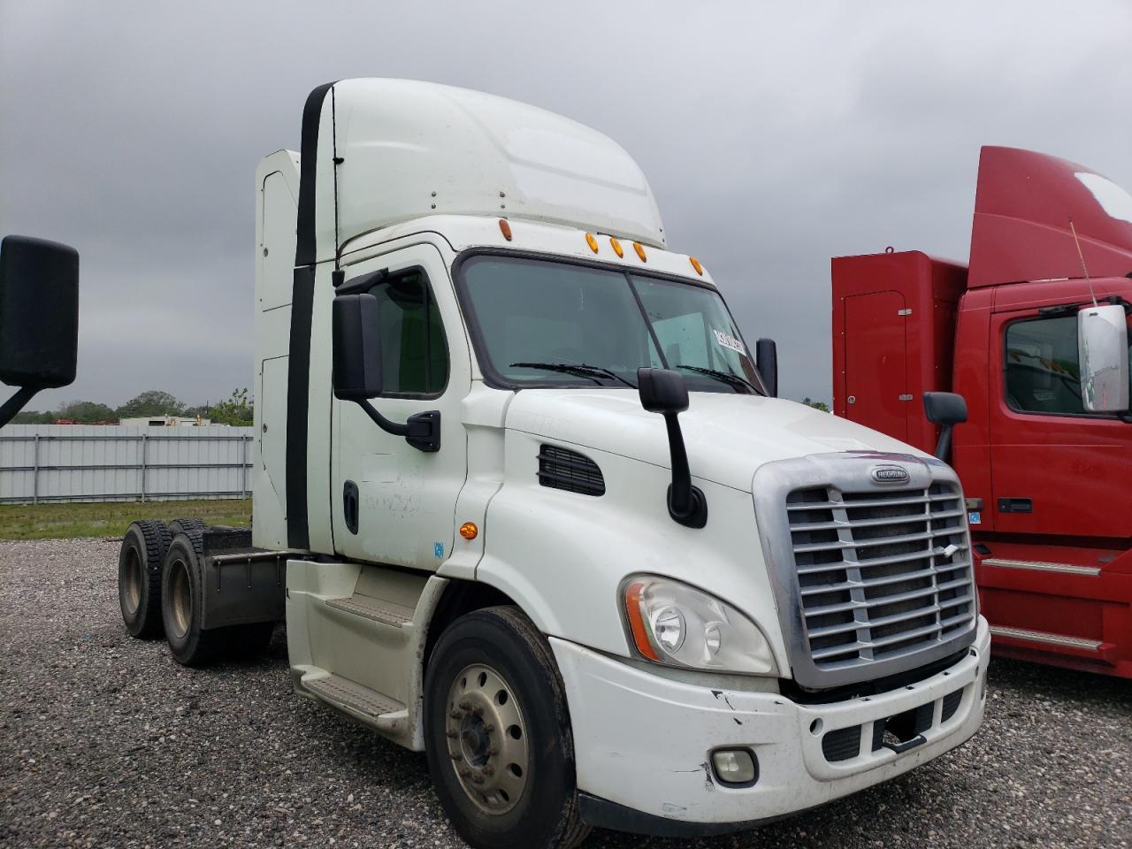 Изображение 2014 FREIGHTLINER CASCADIA 113  2014