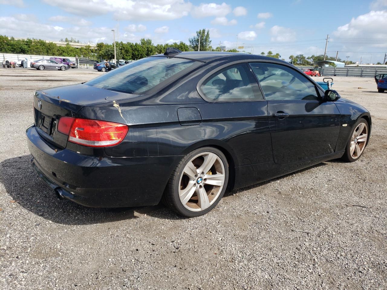 Image 3 of 2009 BMW 335 I 2009 with VIN WBAWB73519P045244