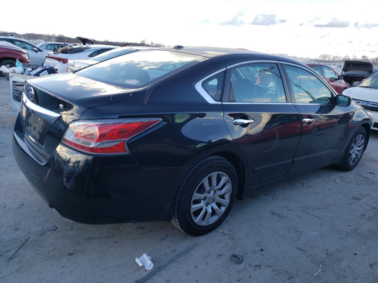 Obraz 3 z 2015 NISSAN ALTIMA 2.5 2015 z VIN 1N4AL3AP2FN357643