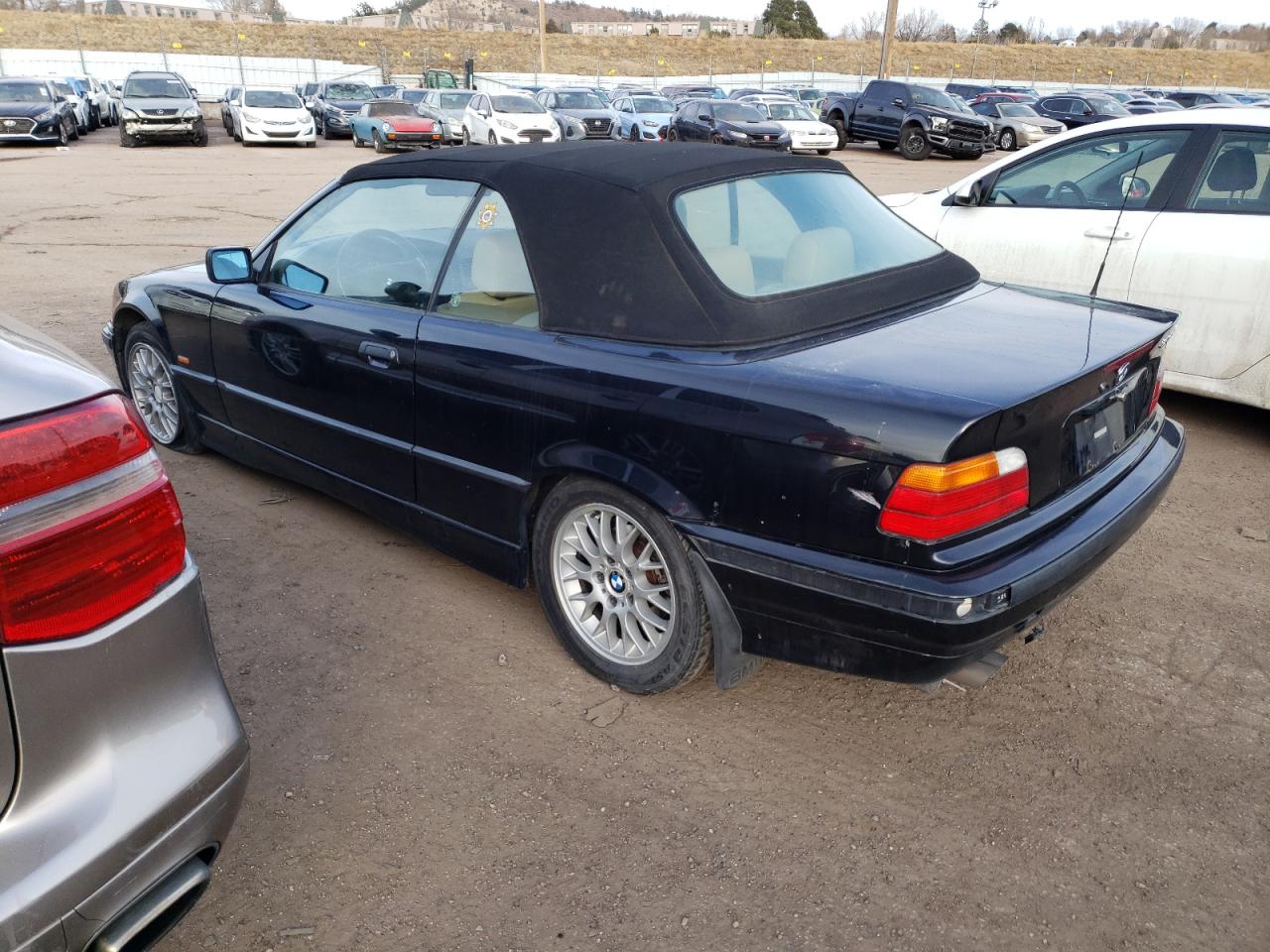 Image 2 of 1998 BMW 323 IC 1998 with VIN WBABJ7328WEA16048