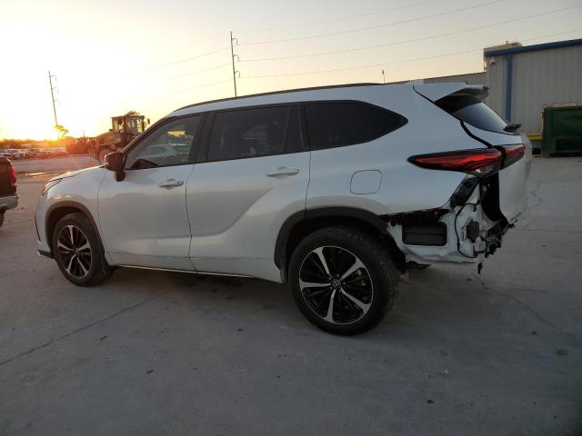 Obraz 2 z 2022 TOYOTA HIGHLANDER XSE 2022 z VIN 5TDLZRAH8NS112366