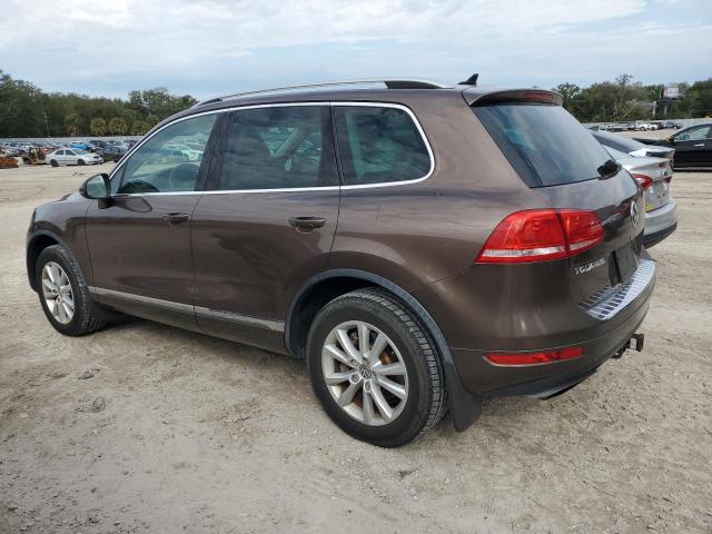 Image 2 of 2014 VOLKSWAGEN TOUAREG V6 2014 with VIN WVGEF9BP6ED001524