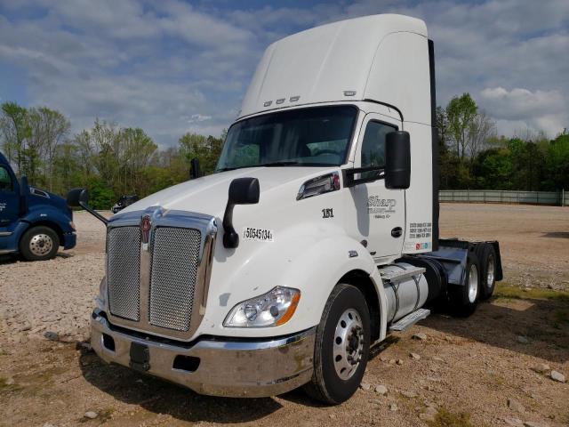 Obraz 2 z 2017 KENWORTH CONSTRUCTION T680 2017 z VIN 1XKYDP9X6HJ145263