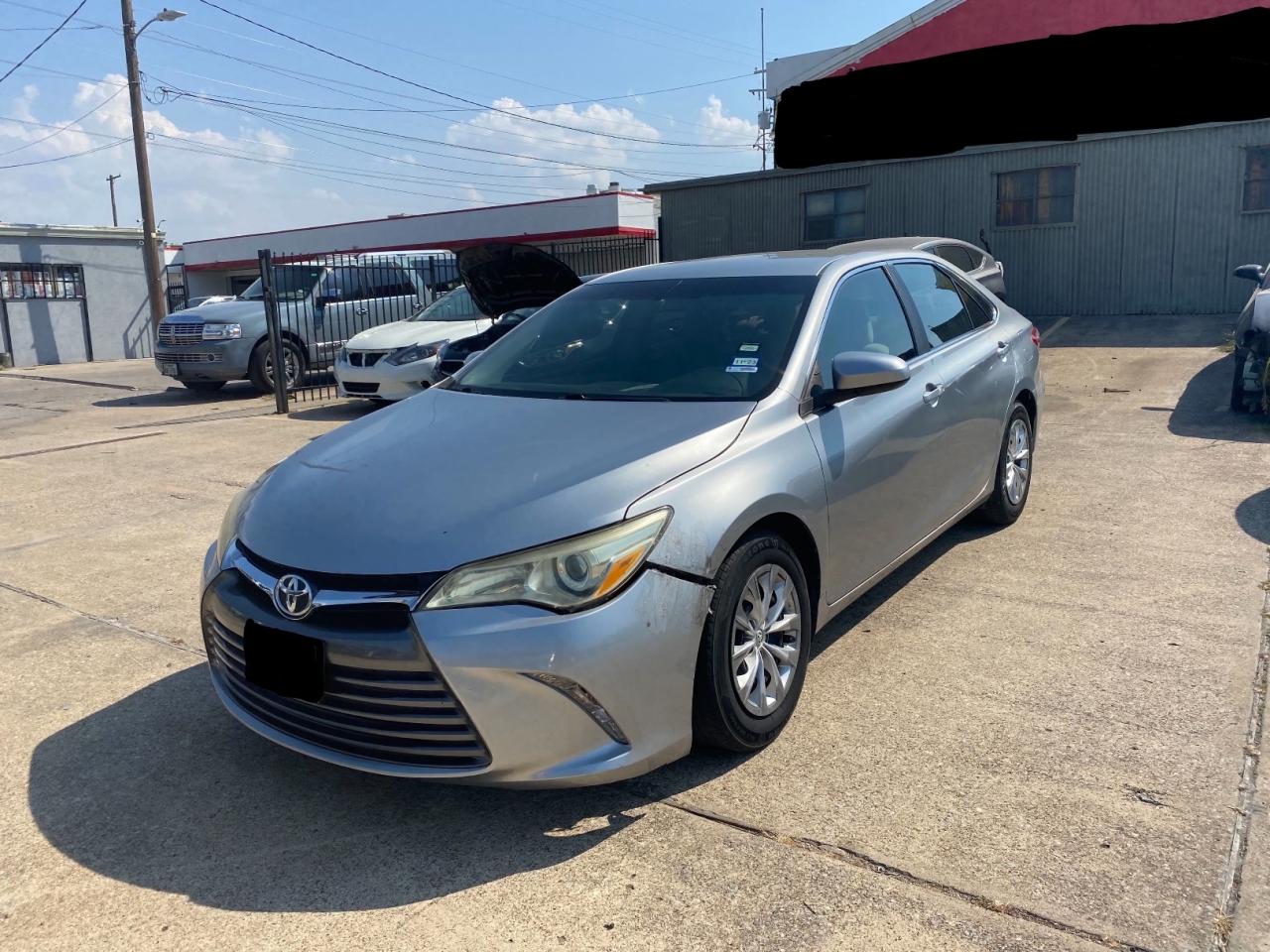 Obraz 2 z 2016 TOYOTA CAMRY LE 2016 z VIN 4T1BF1FK1GU570190