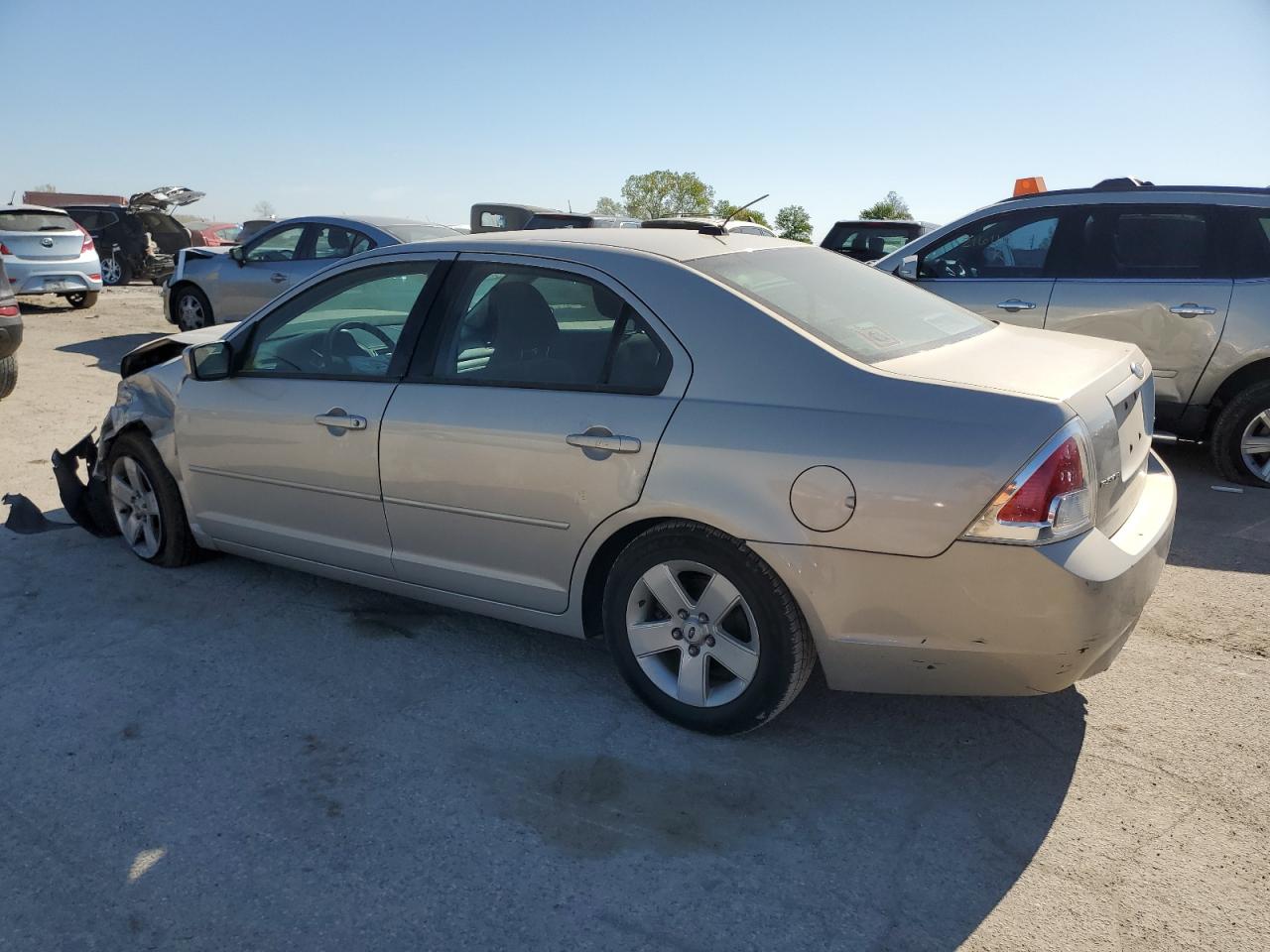 Image 2 of 2009 FORD FUSION SE 2009 with VIN 3FAHP07ZX9R147626