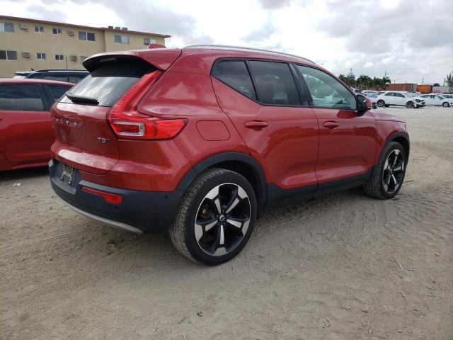 Image 3 of 2019 VOLVO XC40 T5 MOMENTUM 2019 with VIN YV4162XZ4K2006486