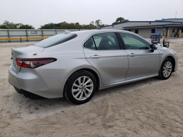Obraz 3 z 2021 TOYOTA CAMRY LE 2021 z VIN 4T1C11AK2MU489804