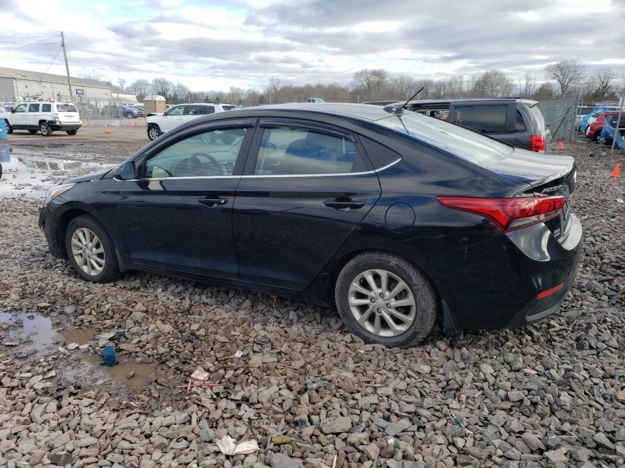 Image 2 of 2022 HYUNDAI ACCENT SE 2022 with VIN 3KPC24A69NE172480
