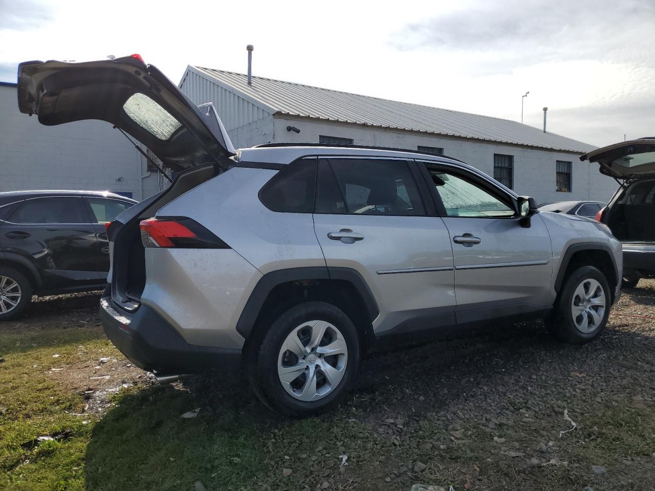 Image 3 of 2021 TOYOTA RAV4 LE 2021 with VIN 2T3F1RFV3MC248101