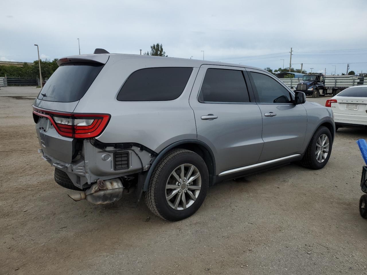 Image 3 of 2016 DODGE DURANGO SSV 2016 with VIN 1C4RDHFG9GC432903