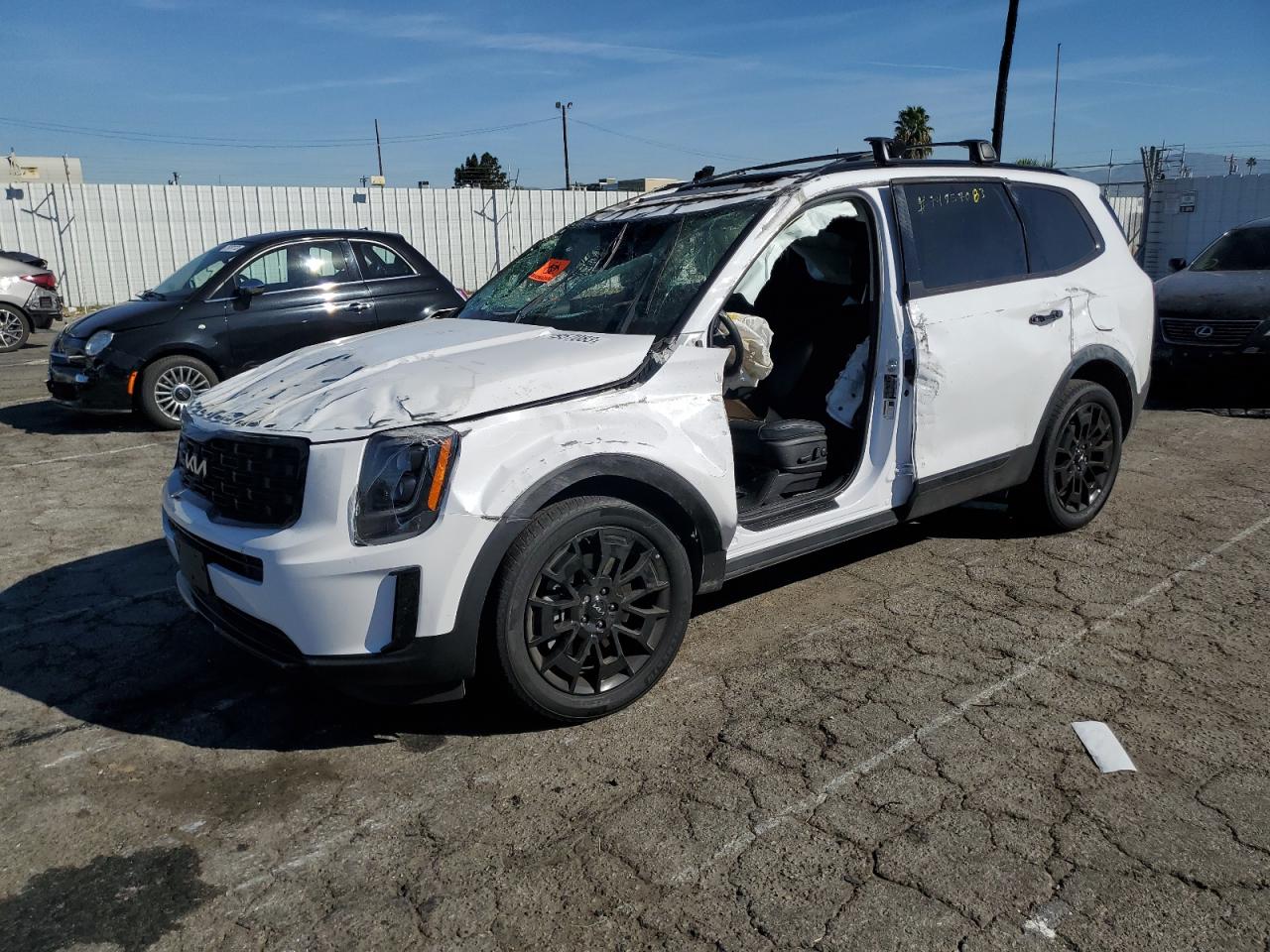 Obraz 1 z 2022 KIA TELLURIDE EX 2022 z VIN 5XYP3DHC1NG258489