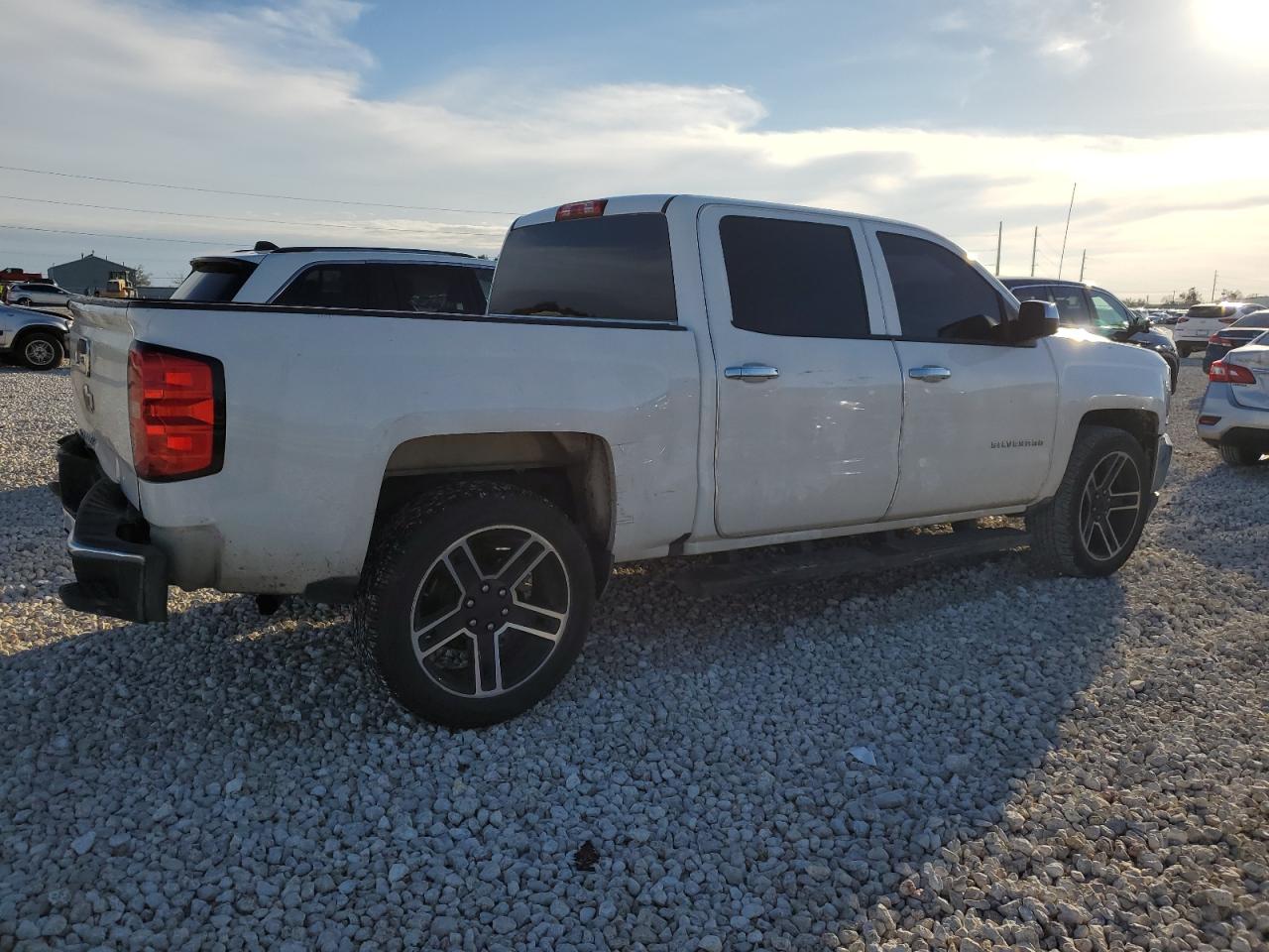 Image 3 of 2018 CHEVROLET SILVERADO C1500 CUSTOM 2018 with VIN 3GCPCPEC2JG124642