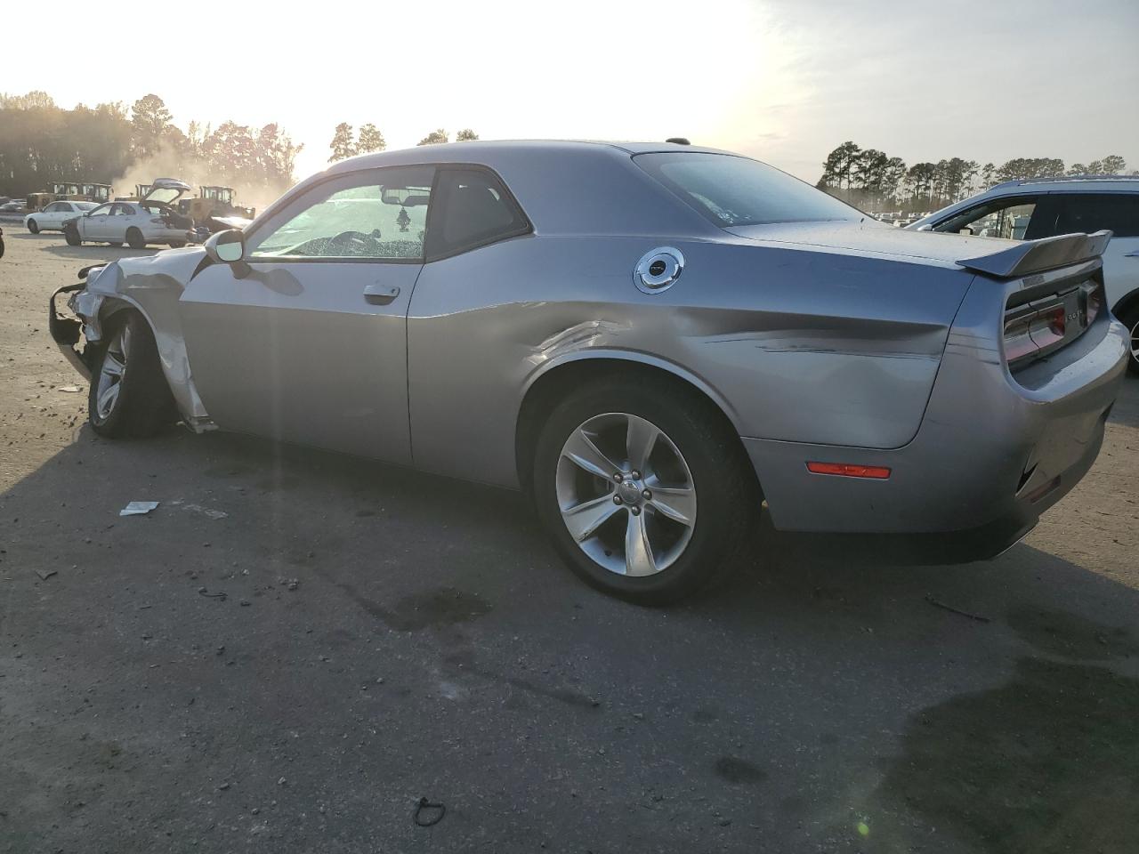 Obraz 2 z 2018 DODGE CHALLENGER SXT 2018 z VIN 2C3CDZAGXJH317786