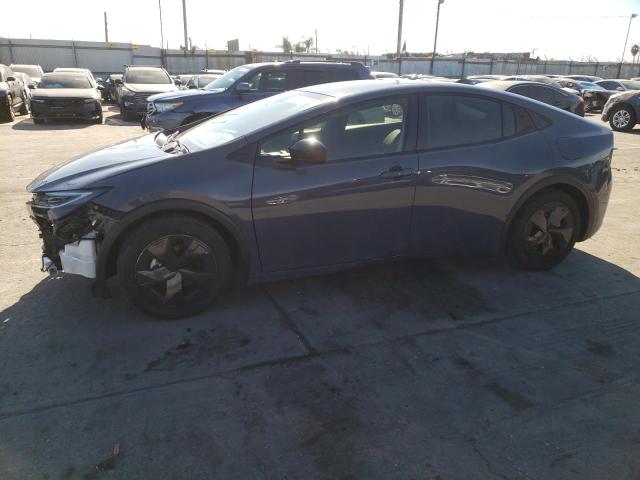 Obraz 1 z 2023 TOYOTA PRIUS LE 2023 z VIN JTDACAAU6P3000533