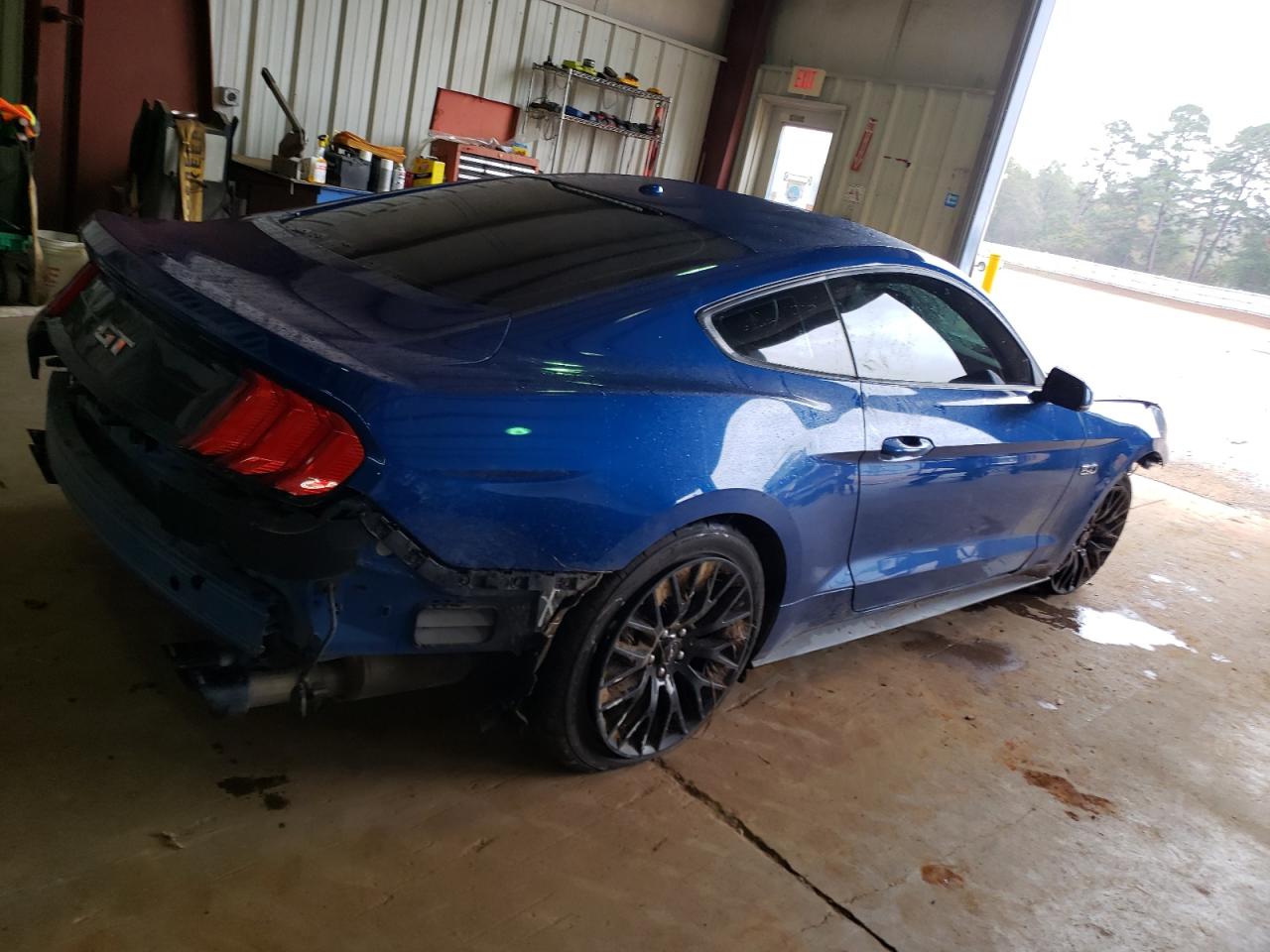 Image 3 of 2018 FORD MUSTANG GT 2018 with VIN 1FA6P8CF4J5122617