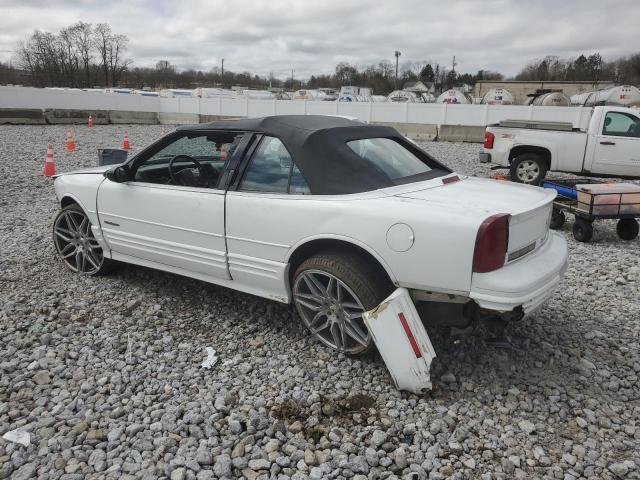 Image 2 of 1994 OLDSMOBILE CUTLASS SUPREME  1994 with VIN 1G3WT35X2RD383437