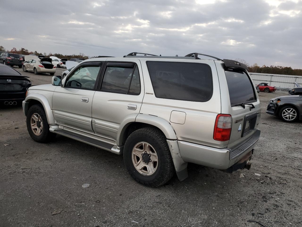 Obraz 2 z 2000 TOYOTA 4RUNNER LIMITED 2000 z VIN JT3HN87R8Y0264686