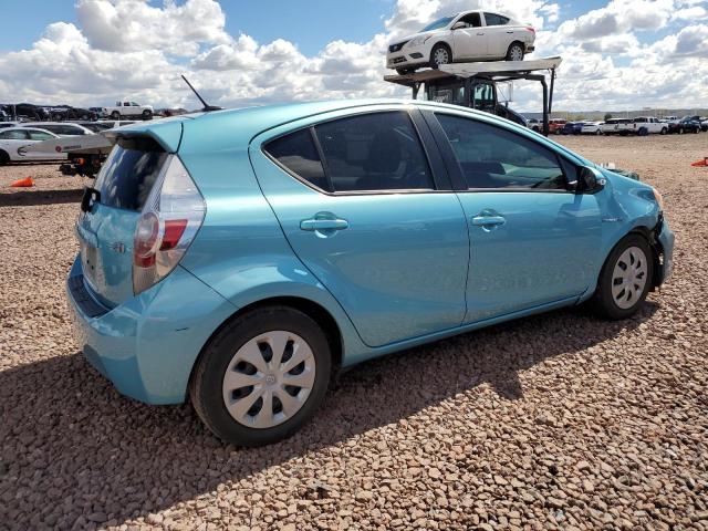Image 3 of 2013 TOYOTA PRIUS C  2013 with VIN JTDKDTB37D1034197