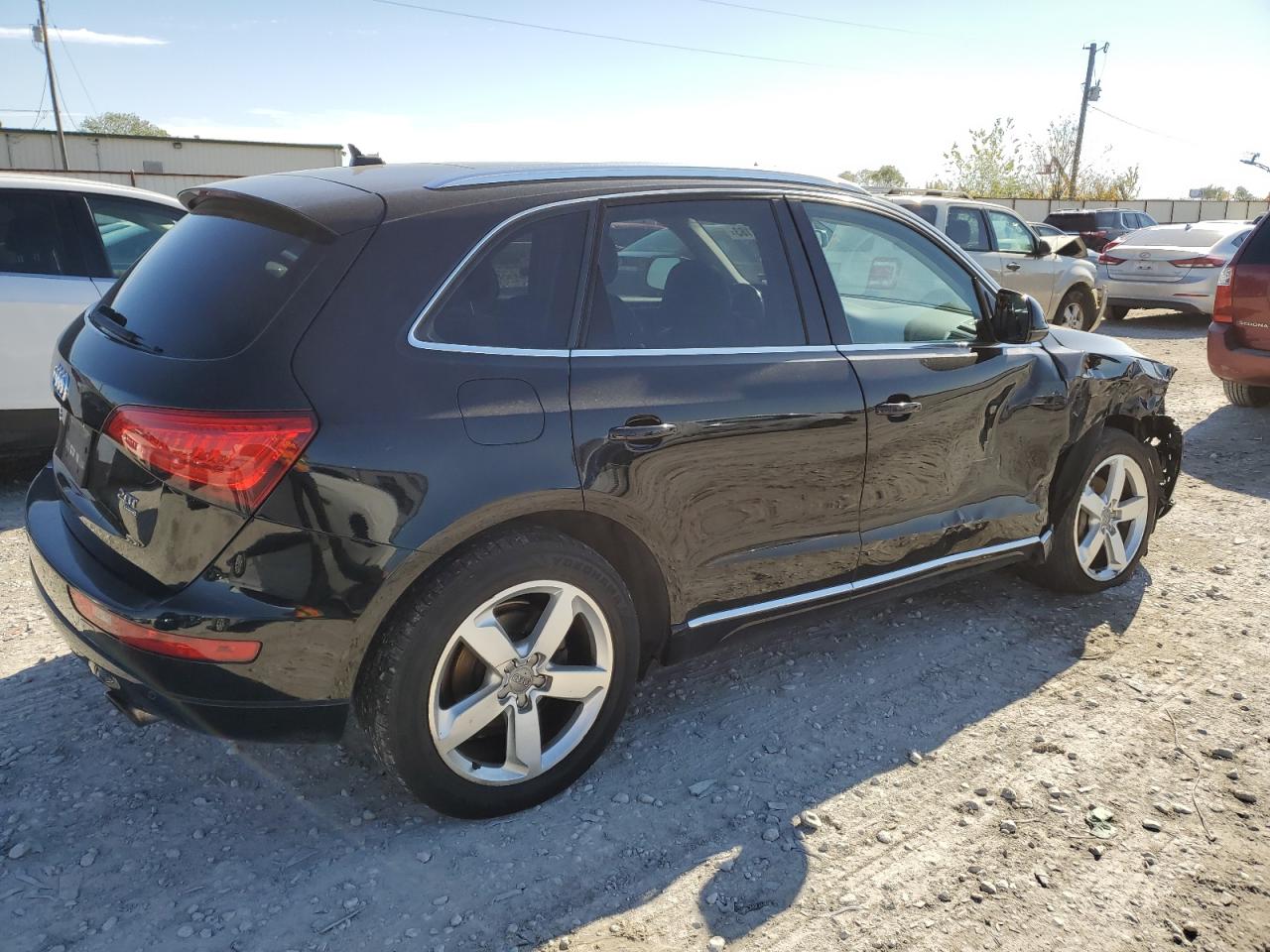 Image 3 of 2013 AUDI Q5 PREMIUM PLUS 2013 with VIN WA1LFAFP1DA083776