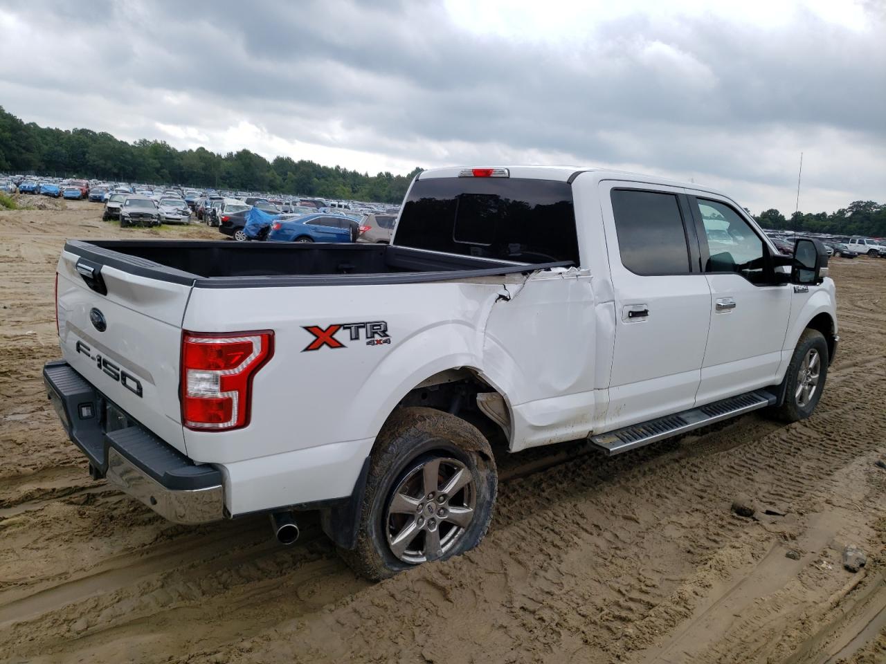 Image 3 of 2018 FORD F150 SUPERCREW 2018 with VIN 1FTFW1E54JFA50563