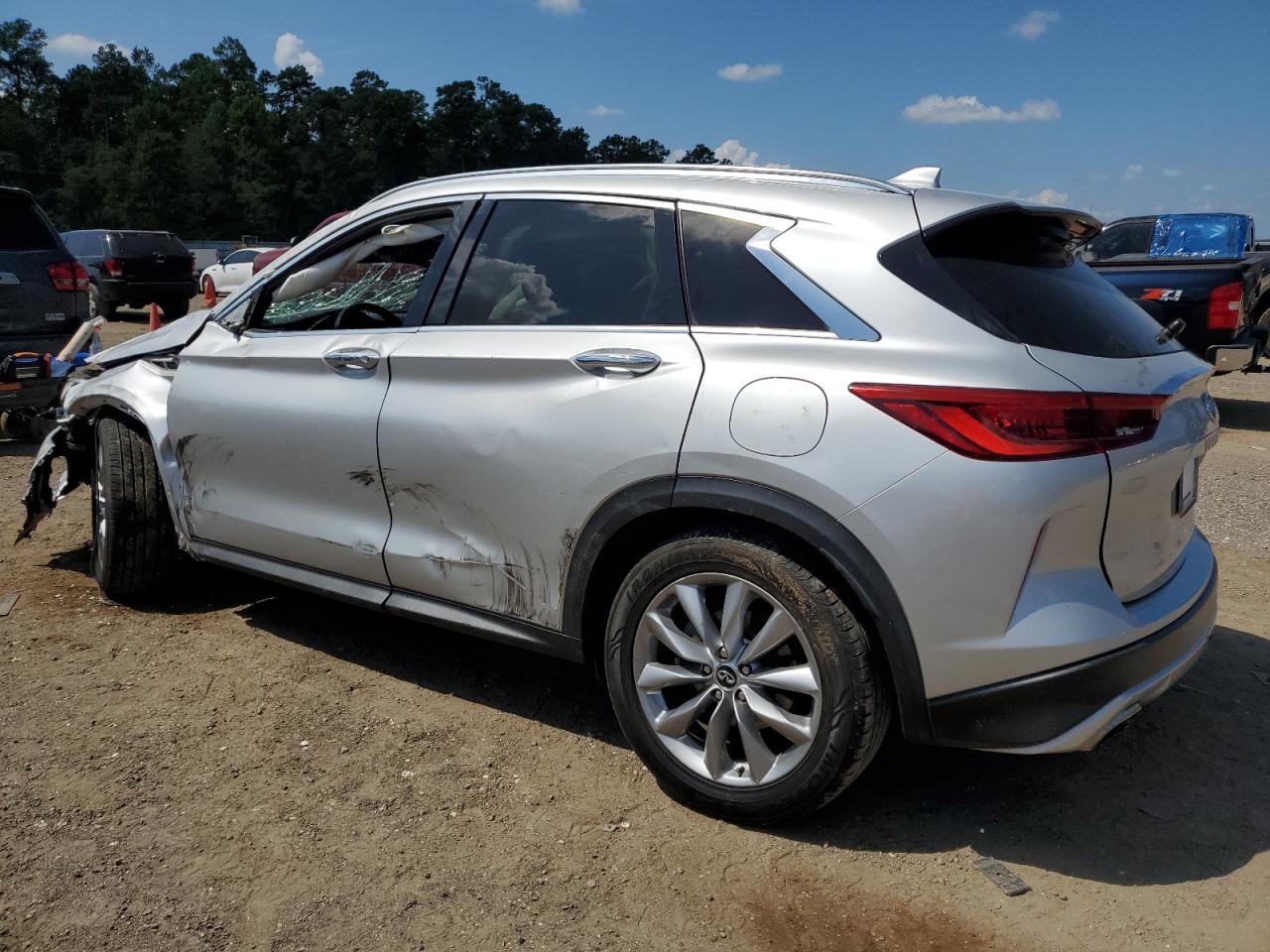 Image 2 of 2019 INFINITI QX50 ESSENTIAL 2019 with VIN 3PCAJ5M18KF135782