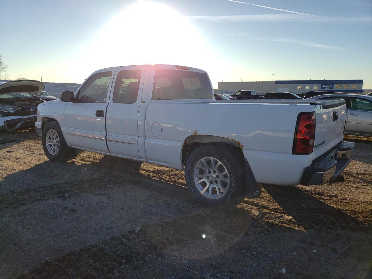 Image 2 of 2006 CHEVROLET SILVERADO C1500 2006 with VIN 1GCEC19T36Z196391