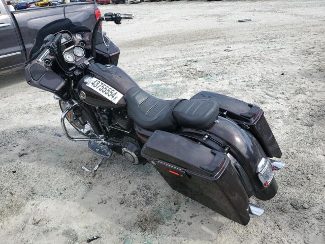 Image 3 of 2012 HARLEY-DAVIDSON FLTRXSE CVO ROAD GLIDE CUSTOM 2012 with VIN 1HD1TC816CB950381