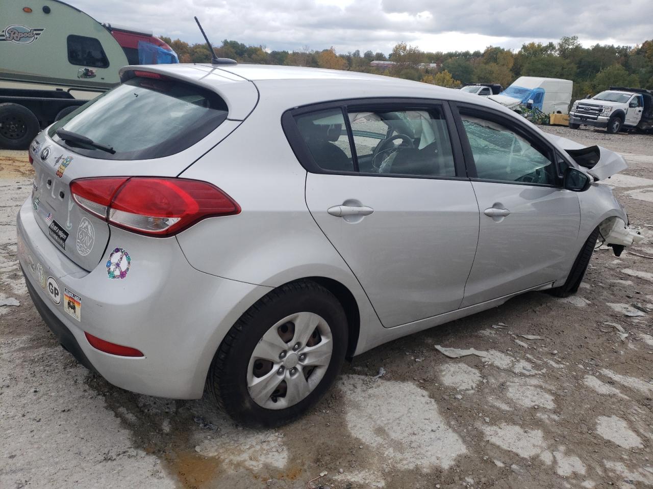 Obraz 3 z 2017 KIA FORTE LX 2017 z VIN KNAFK5A83H5697293