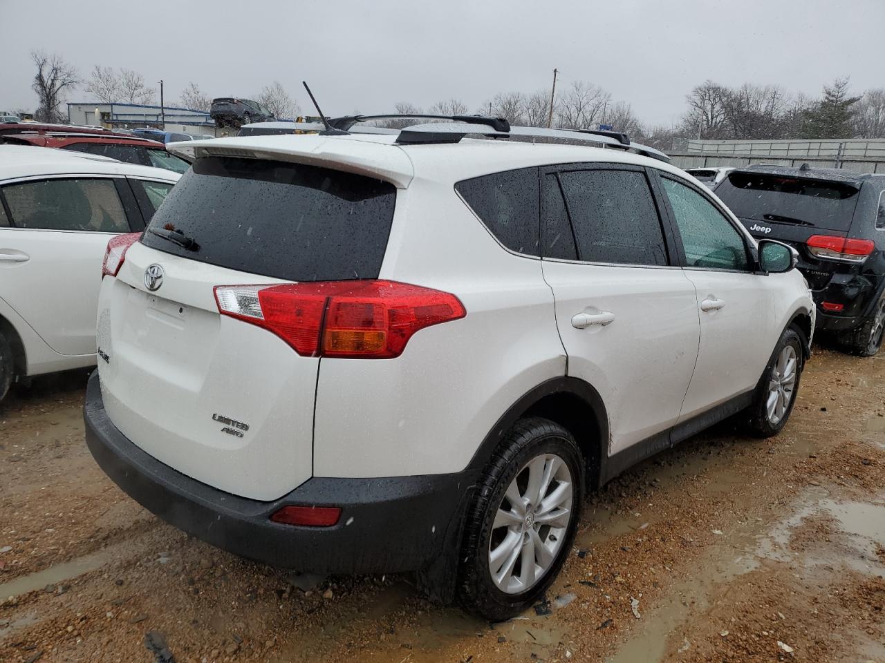 Image 3 of 2014 TOYOTA RAV4 LIMITED 2014 with VIN 2T3DFREV2EW179816