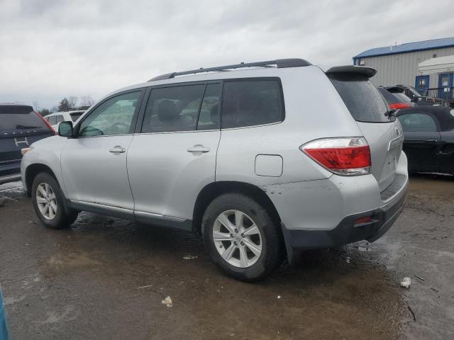 Obraz 2 z 2013 TOYOTA HIGHLANDER BASE 2013 z VIN 5TDBK3EH7DS211444