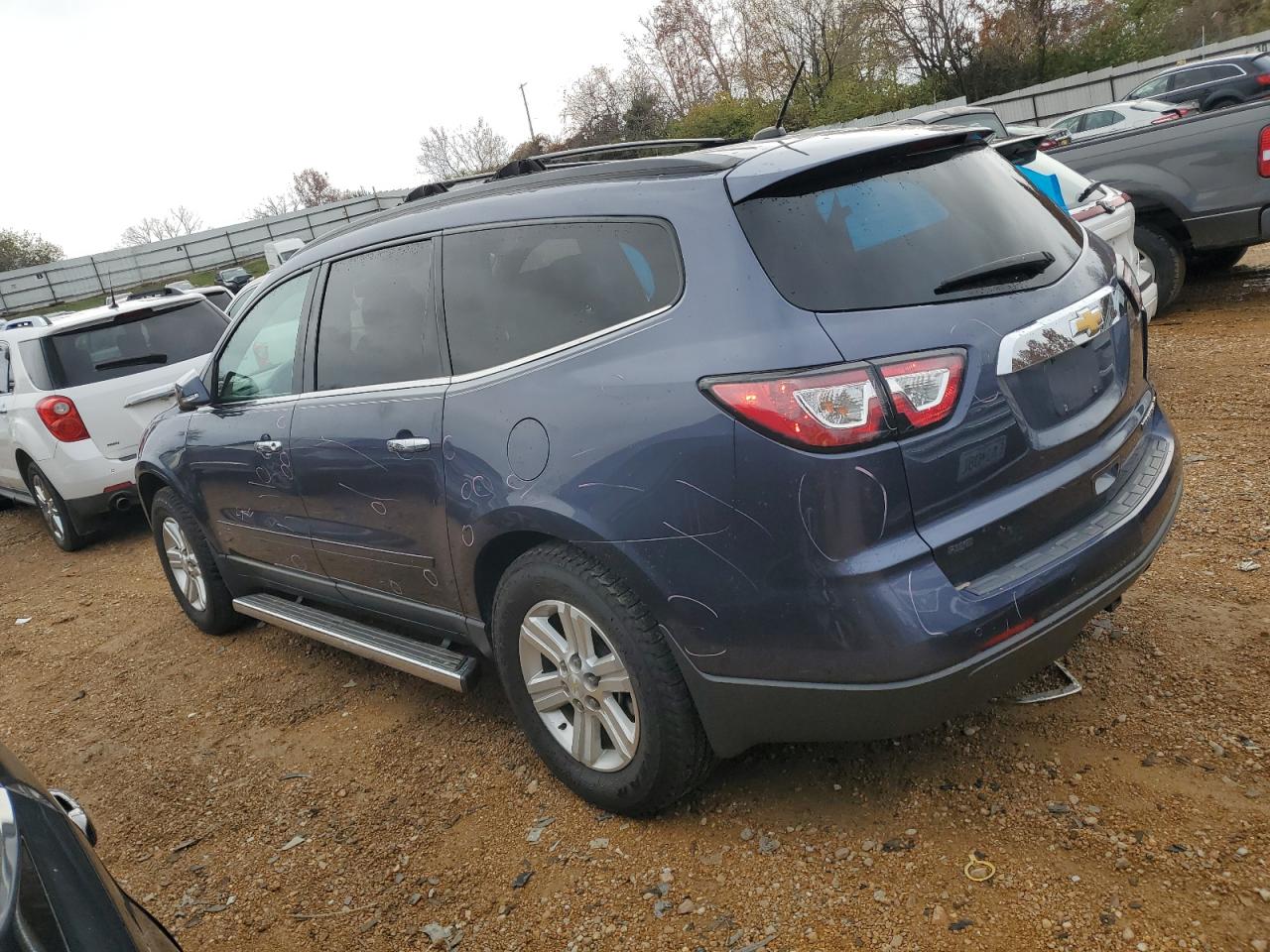 Изображение 2 2014 CHEVROLET TRAVERSE LT 2014 с VIN 1GNKVHKD4EJ282077