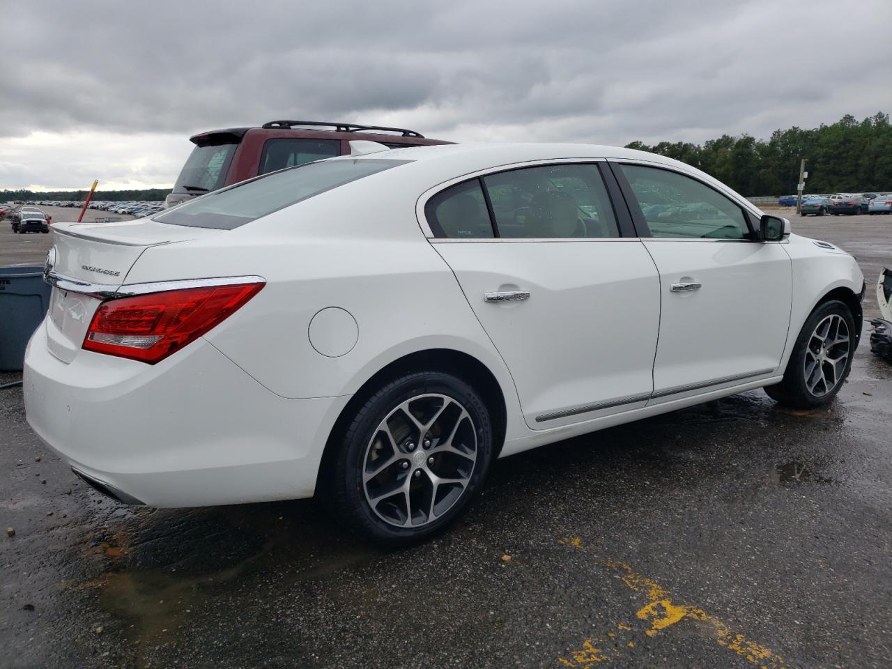 Изображение 3 2016 BUICK LACROSSE SPORT TOURING 2016 с VIN 1G4G45G33GF260170