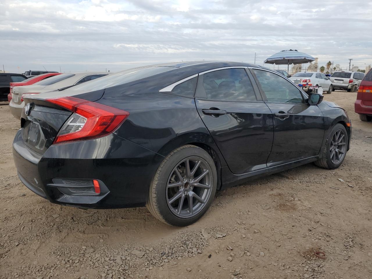 Изображение 3 2017 HONDA CIVIC LX 2017 с VIN 19XFC2F5XHE025099
