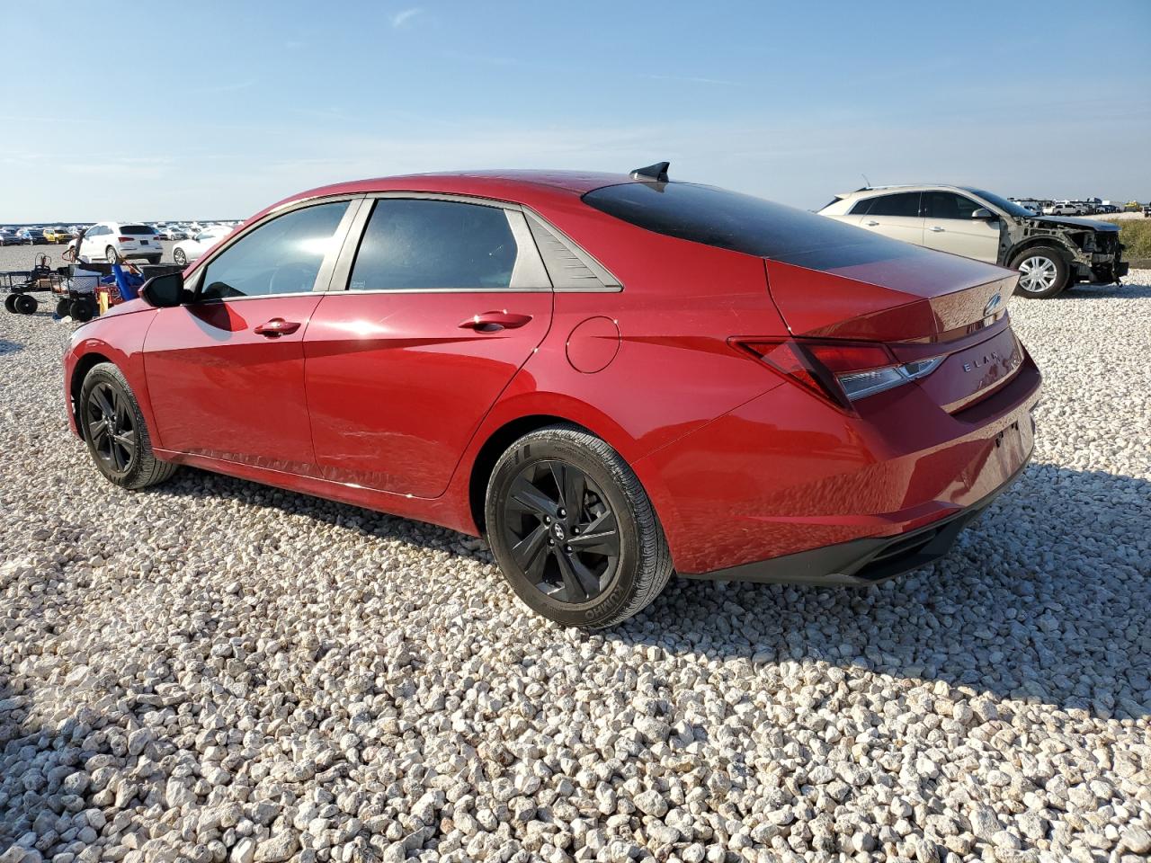 Image 2 of 2022 HYUNDAI ELANTRA SEL 2022 with VIN KMHLM4AG1NU334330
