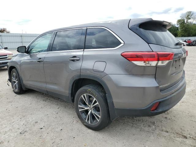 Image 2 of 2019 TOYOTA HIGHLANDER LE 2019 with VIN 5TDZZRFH5KS294266