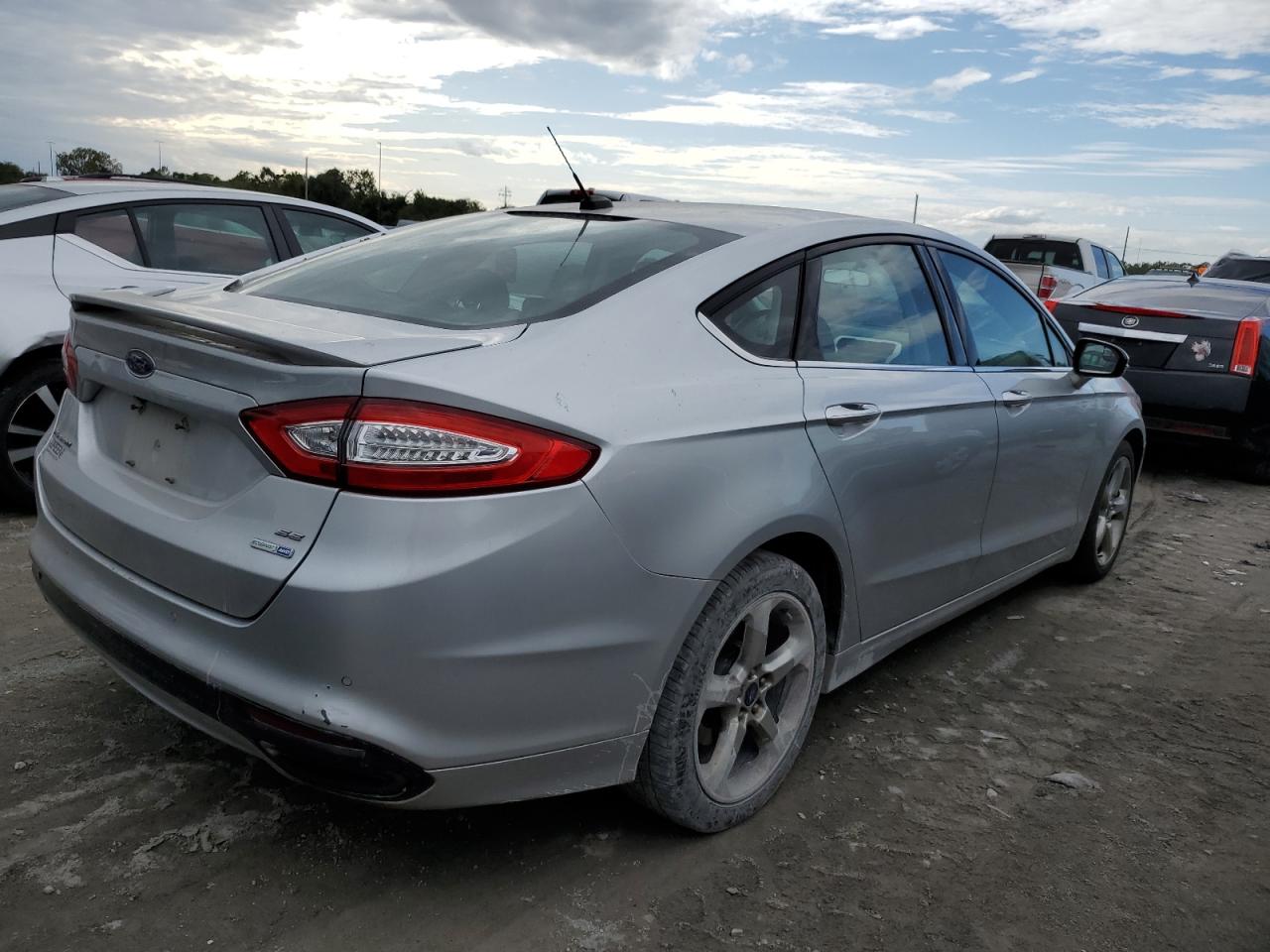 Image 3 of 2015 FORD FUSION SE 2015 with VIN 3FA6P0T99FR286834