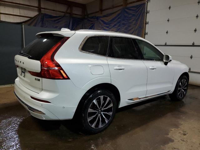 Image 3 of 2023 VOLVO XC60 PLUS 2023 with VIN YV4L12RE9P1257406