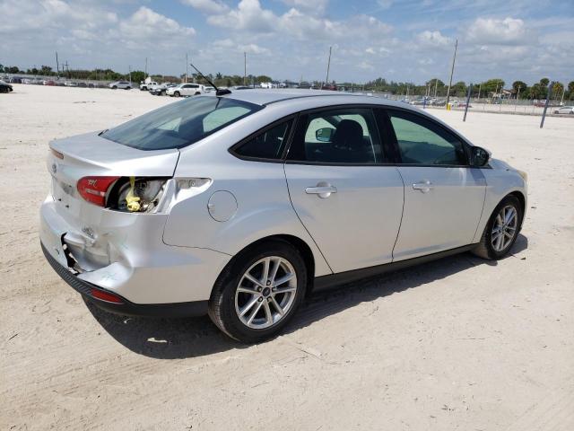 Image 3 of 2015 FORD FOCUS SE 2015 with VIN 1FADP3F2XFL282748