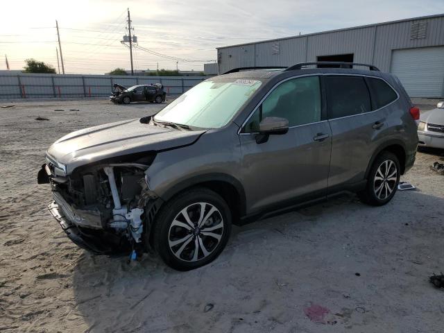 Image 1 of 2020 SUBARU FORESTER LIMITED 2020 with VIN JF2SKAUC2LH567928
