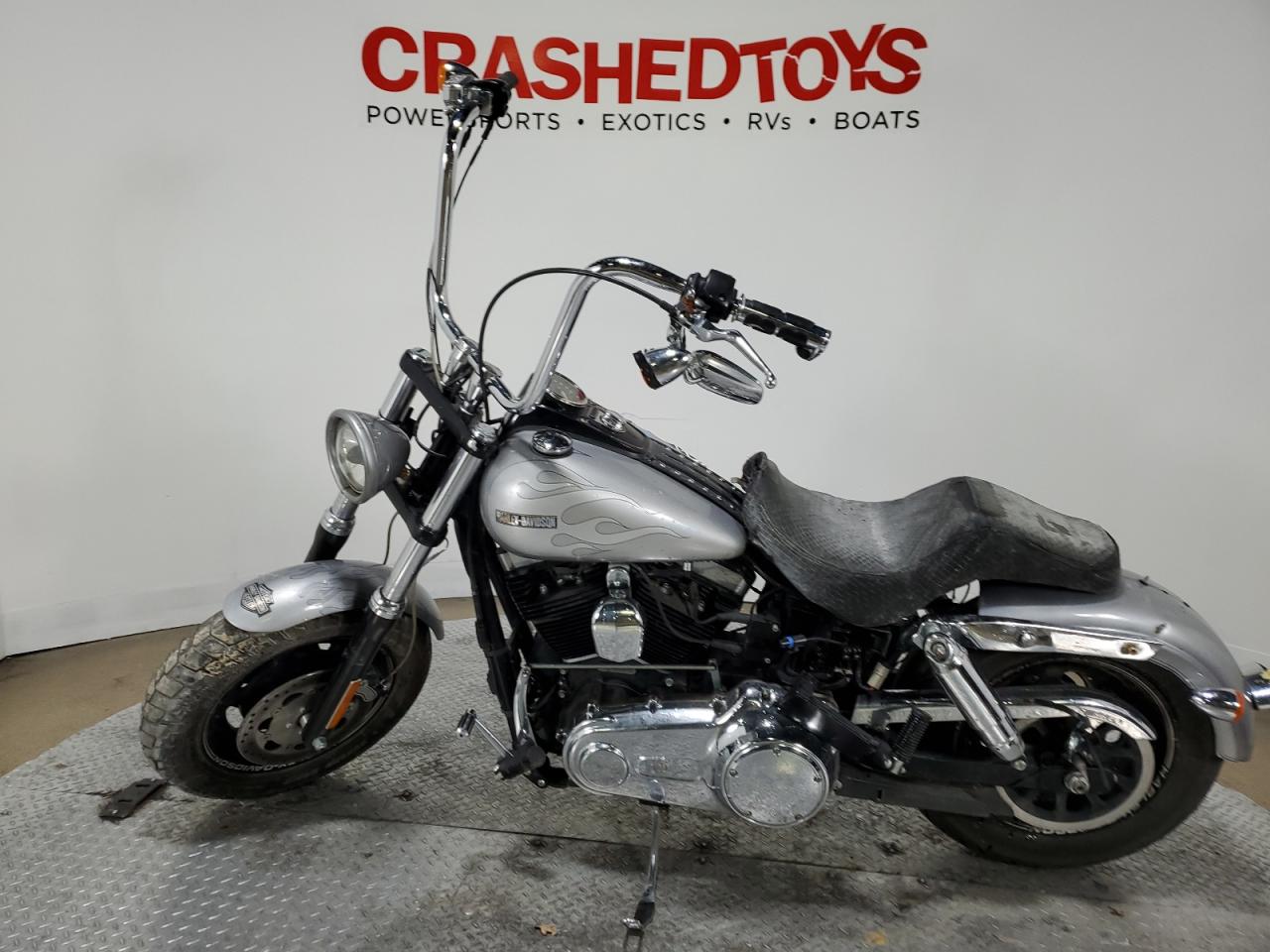 Изображение 3 2015 HARLEY-DAVIDSON FXDF DYNA FAT BOB 2015 с VIN 1HD1GYM17FC304207