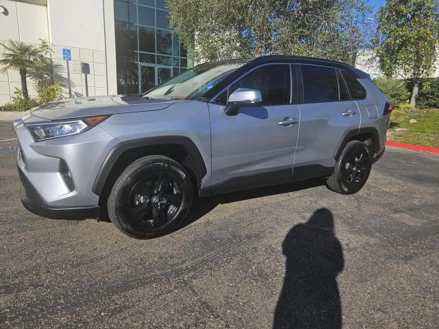 Image 2 of 2019 TOYOTA RAV4 XLE 2019 with VIN 2T3P1RFV0KC007369
