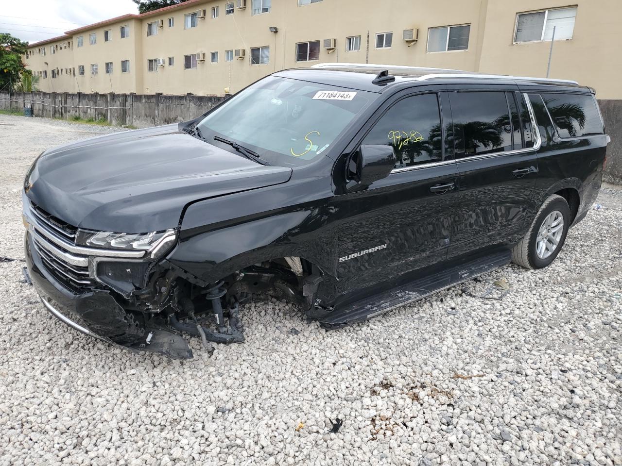 Изображение 2021 CHEVROLET SUBURBAN C1500 LT 2021