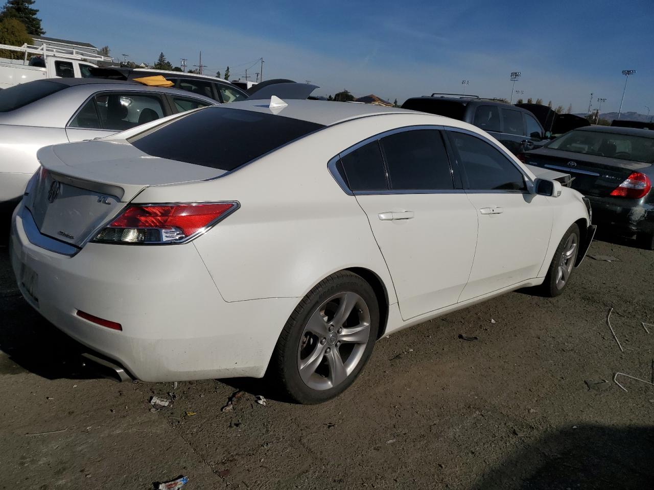 Изображение 3 2013 ACURA TL TECH 2013 с VIN 19UUA9F59DA003468