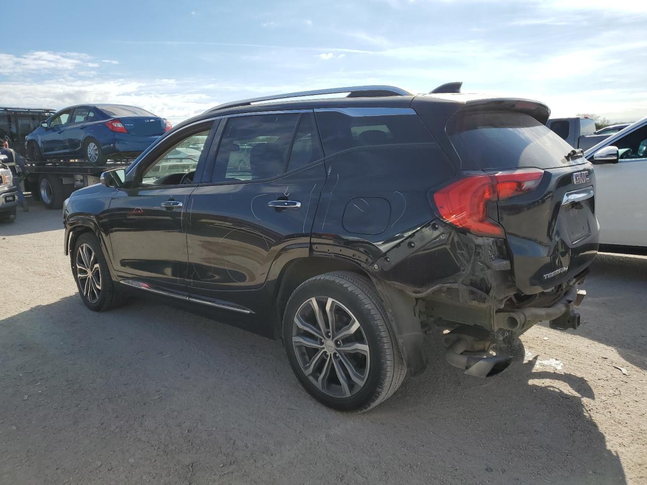 Obraz 2 z 2018 GMC TERRAIN DENALI 2018 z VIN 3GKALSEX3JL274346
